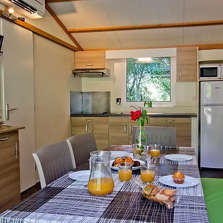 Bassegoda Park 5* Albanya